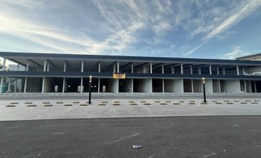 RENTA DE LOCAL COMERCIAL EN PLAZA CONKAL