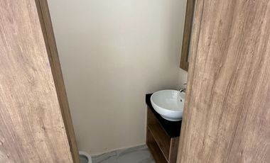 Moderno Townhouse en Venta en Privada con 40 casas en Chuburná