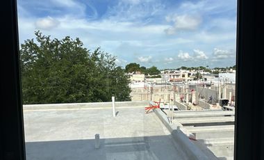 Moderno Townhouse en Venta en Privada con 40 casas en Chuburná