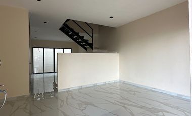 Moderno Townhouse en Venta en Privada con 40 casas en Chuburná