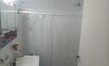 VENTA CASA MAS DEPARTAMENTO EXCELENTE ZONA,OPORTUNIDAD!!!!!!  DUCLOUT 500 -MONTE GRANDE- BAJO VALOR