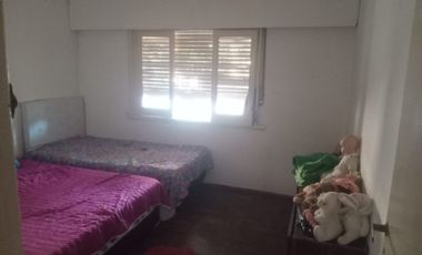 VENTA CASA MAS DEPARTAMENTO EXCELENTE ZONA,OPORTUNIDAD!!!!!!  DUCLOUT 500 -MONTE GRANDE- BAJO VALOR