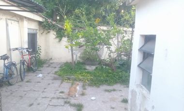 VENTA CASA MAS DEPARTAMENTO EXCELENTE ZONA,OPORTUNIDAD!!!!!!  DUCLOUT 500 -MONTE GRANDE- BAJO VALOR