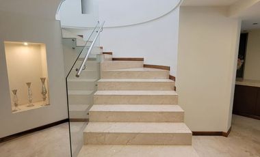 CASA AMUEBLADA EN RENTA  PUERTA DE HIERRO