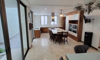 CASA AMUEBLADA EN RENTA  PUERTA DE HIERRO
