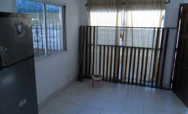 Lote 300M2 centrico con Casa a reciclar