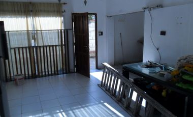 Lote 300M2 centrico con Casa a reciclar