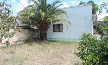 Lote 300M2 centrico con Casa a reciclar