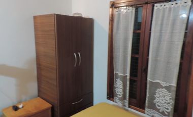 Casa estilo colonial con dos lotes