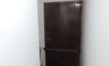Casa estilo colonial con dos lotes