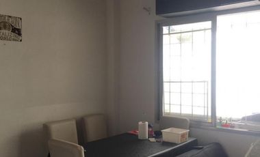 AMPLIA CASA CON DOBLE GARAGE + DPTO 2AMB. C/PATIO + MONO AMBIENTE EN PLANTA ALTA