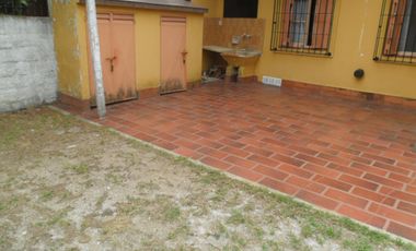 Hermosa casa de 3 amb. con todos los servicios
