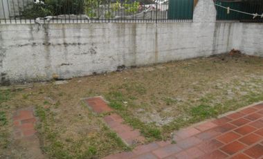 Hermosa casa de 3 amb. con todos los servicios