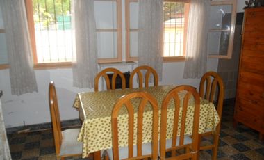 Hermosa casa de 3 amb. con todos los servicios
