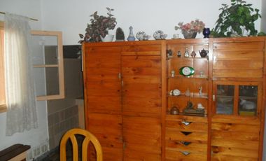 Hermosa casa de 3 amb. con todos los servicios