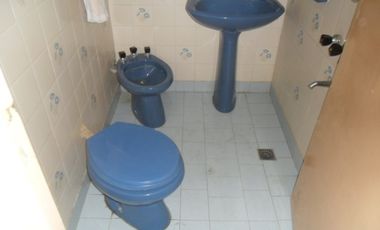 Hermosa casa de 3 amb. con todos los servicios