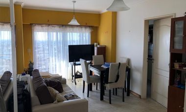 Dpto 2 amb con cochera y balcon, ubicado en Alsina 1948 L. de Zamora