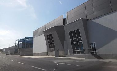 Se renta bodega comercial en Parque Industrial PYME Queretaro