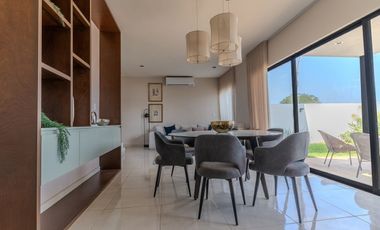 Casa en venta en Mérida, Privada Aldoria, conkal   (Cinna)