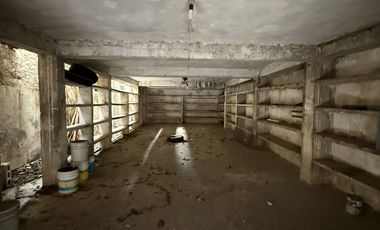 Casa para remodelar en venta en el Barrio de Santa Ana