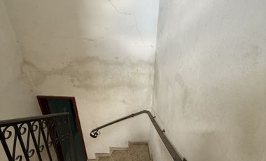 Casa para remodelar en venta en el Barrio de Santa Ana