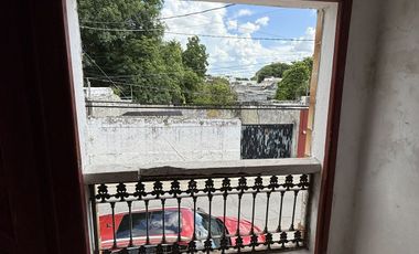 Casa para remodelar en venta en el Barrio de Santa Ana