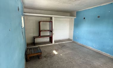 Casa para remodelar en venta en el Barrio de Santa Ana
