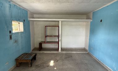 Casa para remodelar en venta en el Barrio de Santa Ana