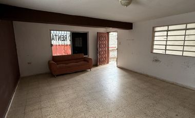 Casa para remodelar en venta en el Barrio de Santa Ana