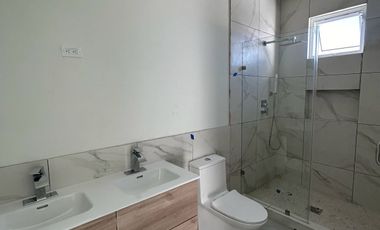 Casa En Venta NUEVA en Ensenada Bajamar Golf Resort