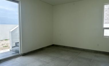 Casa En Venta NUEVA en Ensenada Bajamar Golf Resort