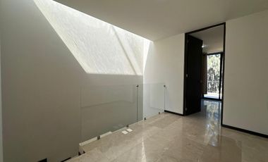 Casa en Venta con Acabados de Lujo en Boskia Residencial Santa Ana Tepetitlán