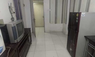 Disewakan bulanan apartemen gading Nias tower emerald