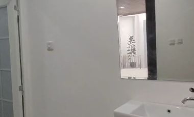 Dijual Rumah Baru 3 lantai di Jalan  Kran Kemayoran Jakarta Pusat