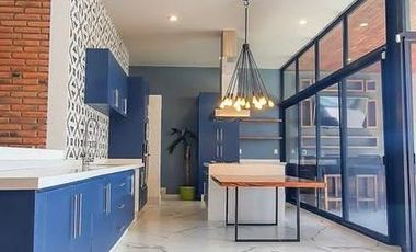 Exclusiva residencia Altozano Qro con vista espectacular, 3 recámaras y 3.5 baños
