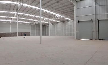 Renta 1513 M2 nave industrial Tekno, Ubicación a 500 m de la Planta Toyota
