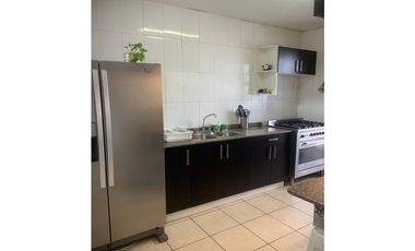 VENDO CASA EN BRISAS DEL GOLF