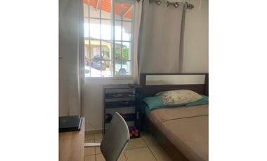 VENDO CASA EN BRISAS DEL GOLF