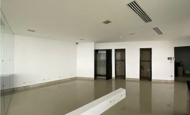 OFICINA / CALLE 50 / REVOLUTION F&F TOWER / 156M / 5 DIVISIONES