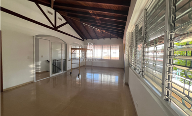 ALQUILO CASA COMERCIAL EN BELLA VISTA (7)