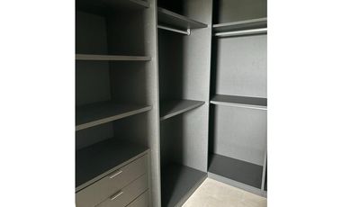 VENTA DE APARTAMENTO VISTA AL MAR EN PH LA CALETA 275M2 JP