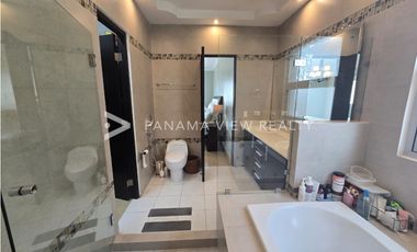 DORADO VILLAGE / CONDADO DEL REY / VENTA