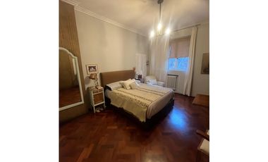 Inmejorable ubicación - Piso céntrico, luminoso y funcional