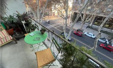 Inmejorable ubicación - Piso céntrico, luminoso y funcional