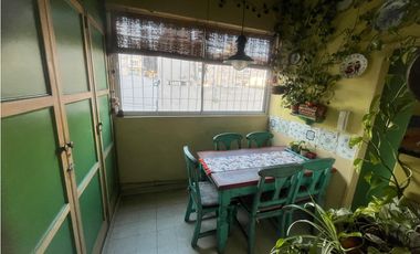 Inmejorable ubicación - Piso céntrico, luminoso y funcional