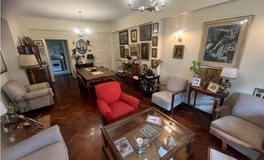 Inmejorable ubicación - Piso céntrico, luminoso y funcional