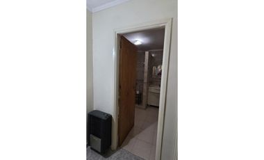 Casa de 3 ambientes con garage en excelente ubicación