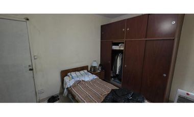 Casa de 3 ambientes con garage en excelente ubicación