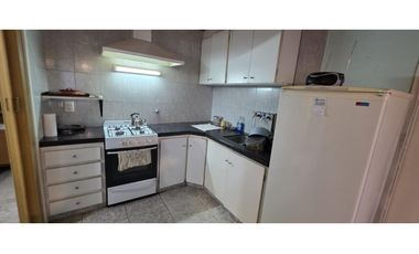 Casa de 3 ambientes con garage en excelente ubicación