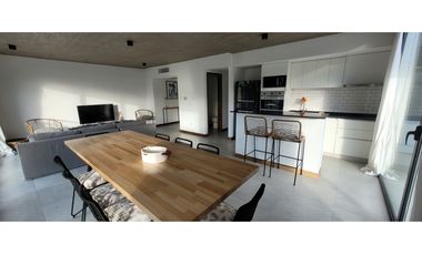 Vendo 4 ambientes, moderno con terraza y cochera propia
